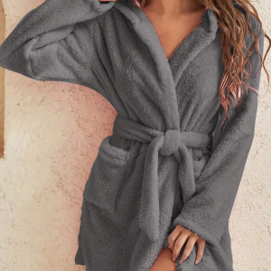 1 piece of women's solid color hooded robe with belt, cozy and warm fleece pajamas for home wear in autumn and winter.